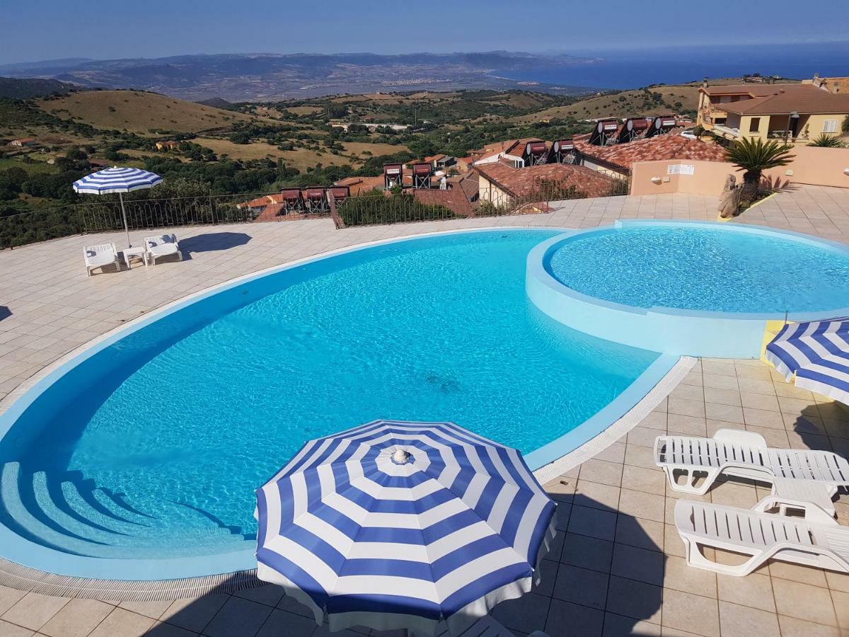 Residence Pala Stiddata With Panoramic Swimming Pool Trinita d'Agultu e Vignola ภายนอก รูปภาพ